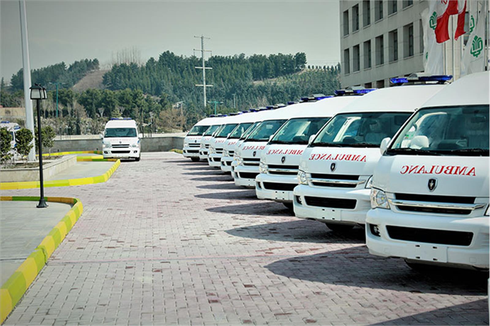 گزارش تصویری/ تحویل 24 دستگاه آمبولانس به ستاد ملی مقابله با شیوع کرونا توسط بنیاد مستضعفان