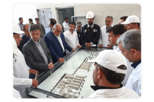 بازدید رؤسای بنیاد مستضعفان، سازمان برنامه و وزیر راه از منطقه 2 آزادراه تهران-شمال